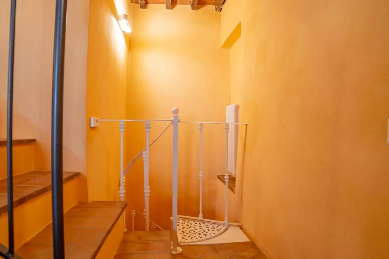 Apartment Pienza Centro, Residence De Charme Baylon, Val D'Orcia Italy